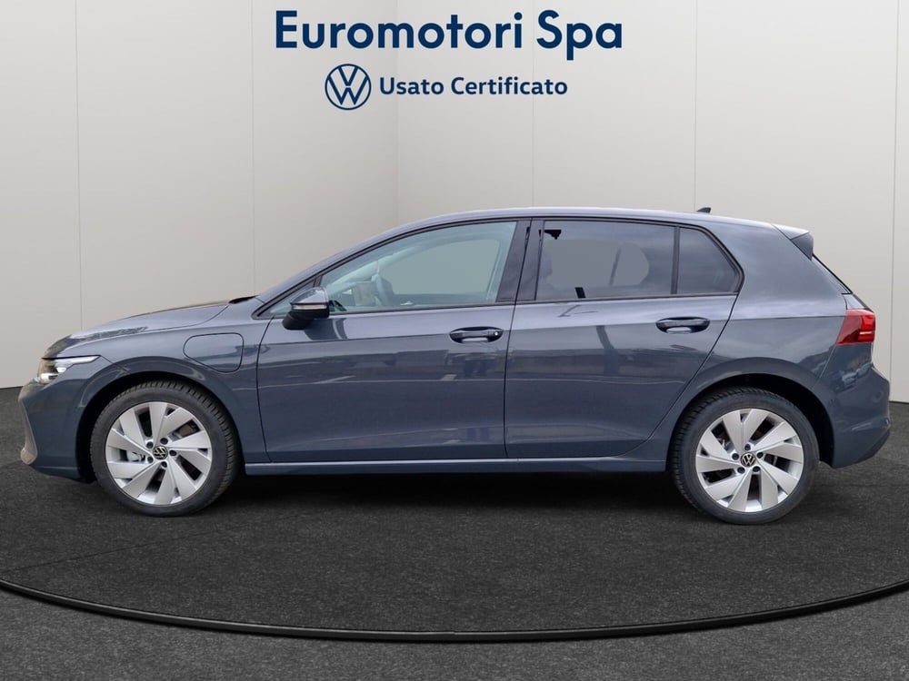 Volkswagen Golf nuova a Siena (2)