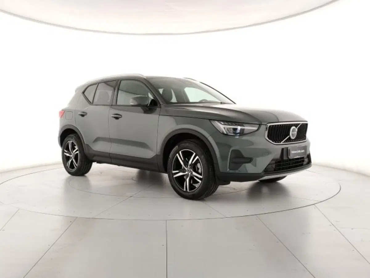 Volvo XC40 nuova a Modena (6)