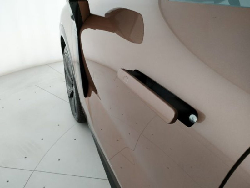 Lynk & Co 08 nuova a Modena (19)