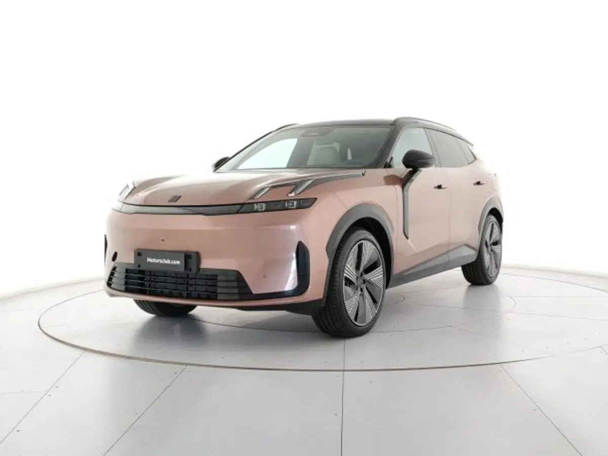 Lynk & Co 08 nuova a Modena