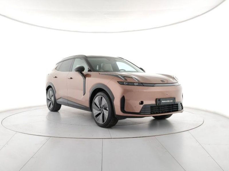 Lynk & Co 08 nuova a Modena (5)