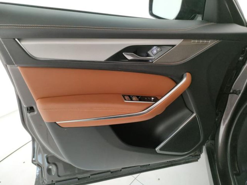 Jaguar F-Pace usata a Modena (14)