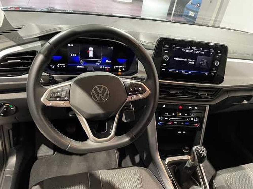 Volkswagen T-Roc usata a Genova (11)