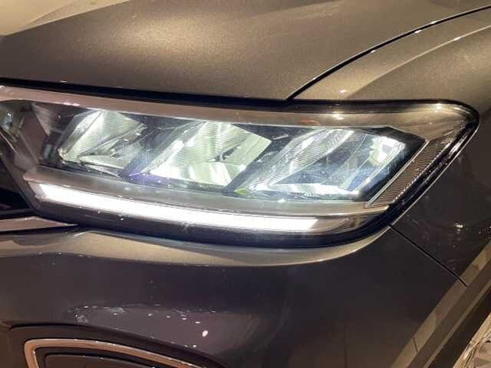 Volkswagen T-Roc usata a Genova (15)