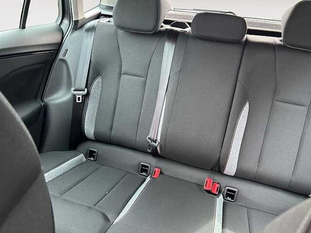 Skoda Kamiq nuova a Lecco (13)