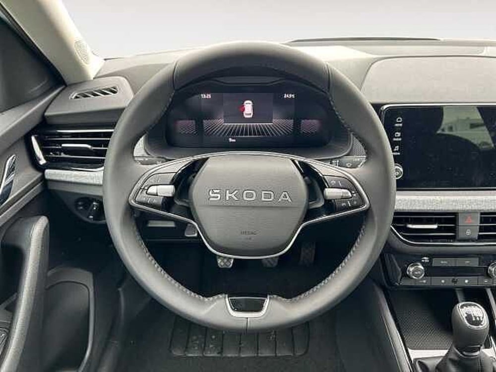 Skoda Kamiq nuova a Lecco (11)