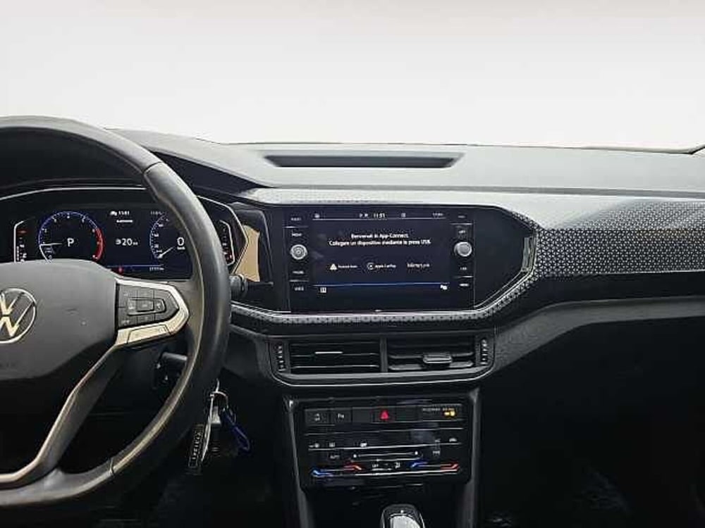 Volkswagen T-Cross usata a Lecco (10)