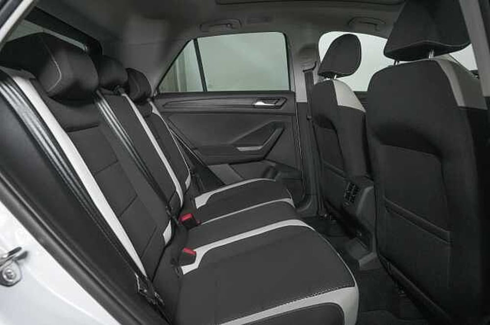 Volkswagen T-Roc usata a Como (11)