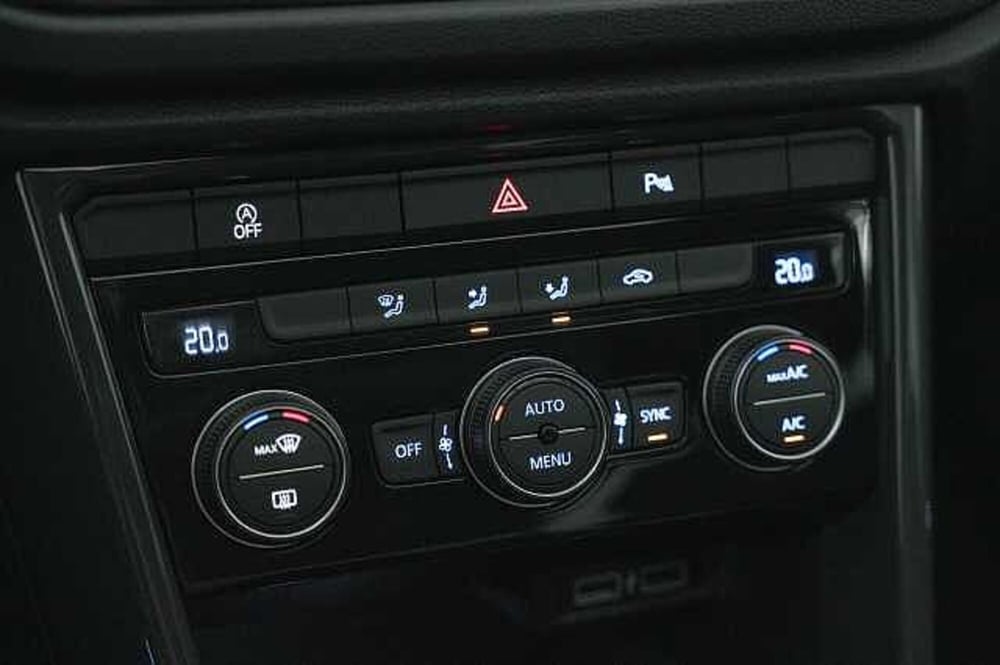 Volkswagen T-Roc usata a Como (19)