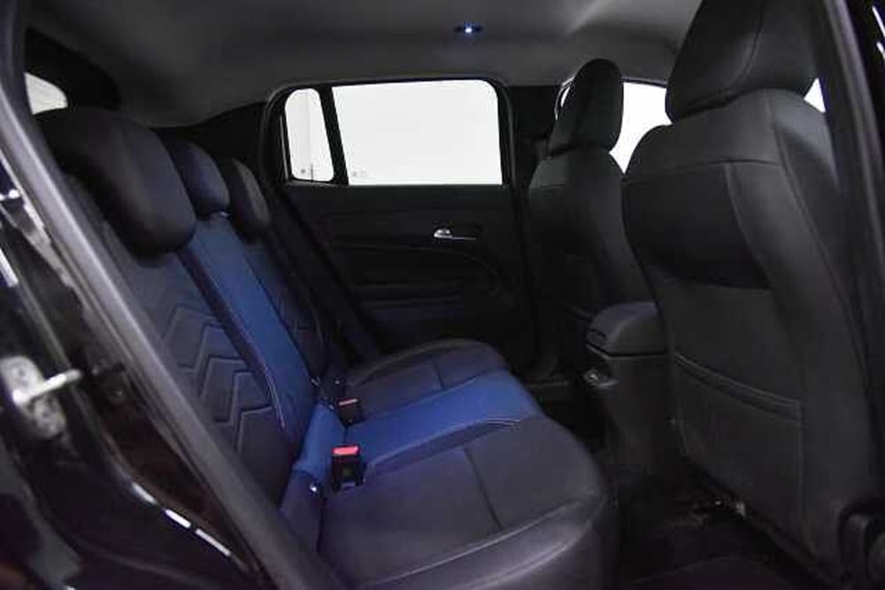 Jeep Avenger usata a Como (8)
