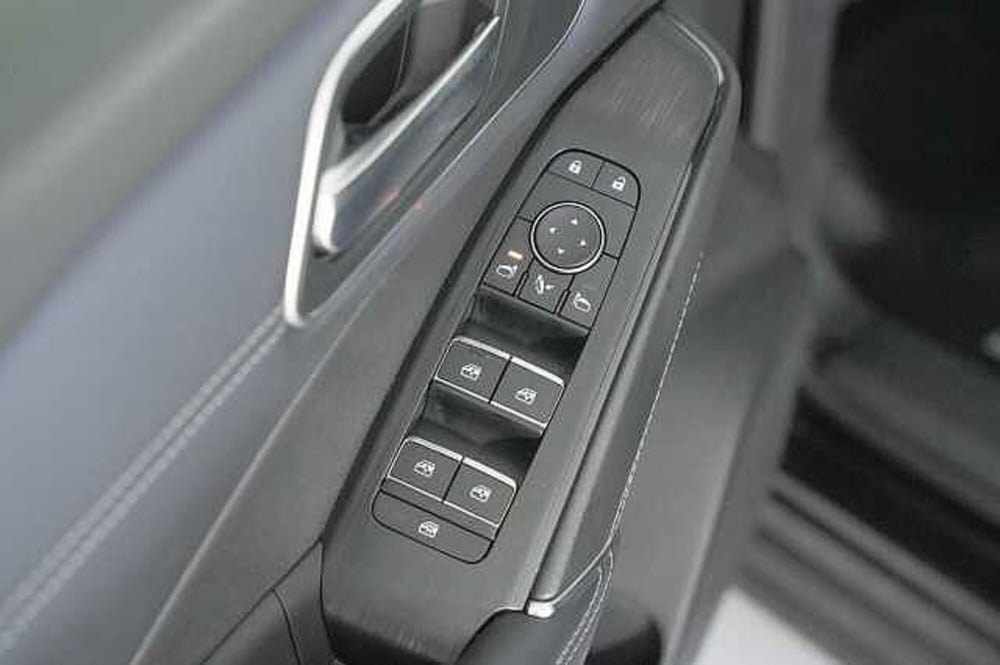 Nissan Qashqai usata a Como (13)