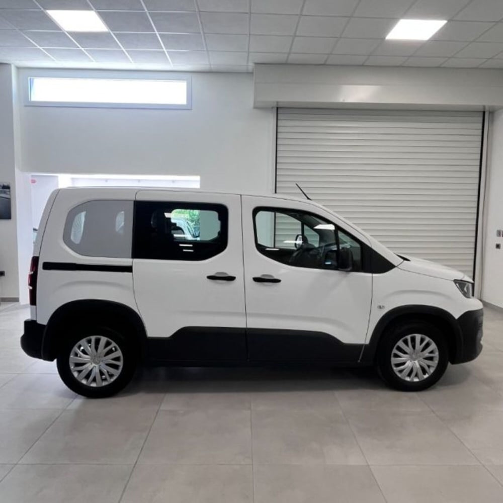 Peugeot Rifter usata a Oristano (7)
