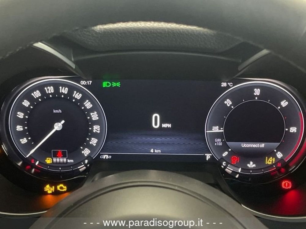 Alfa Romeo Stelvio nuova a Catanzaro (16)