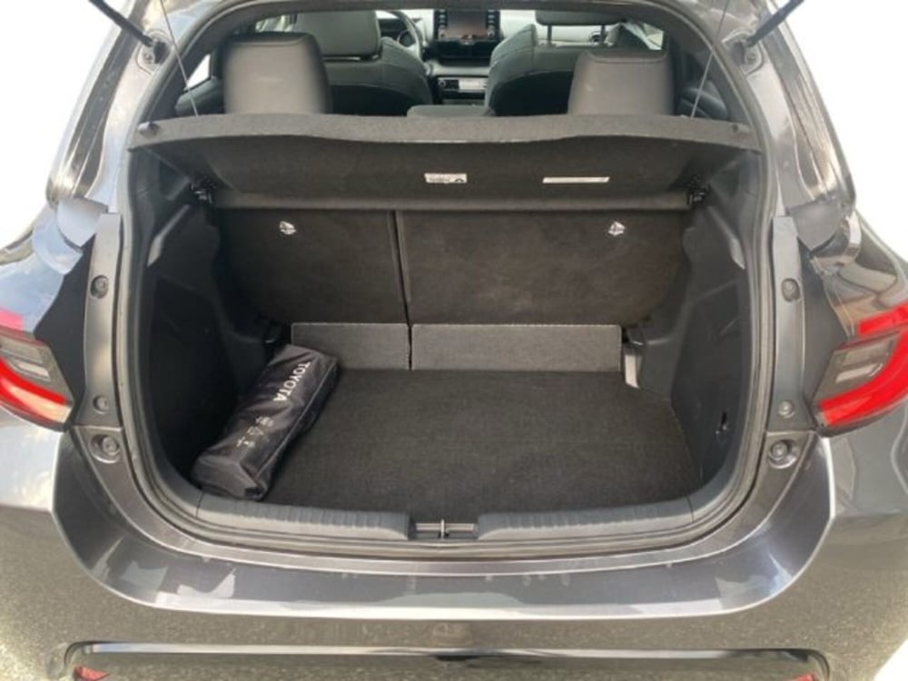 Toyota Yaris Cross usata a Vercelli (11)