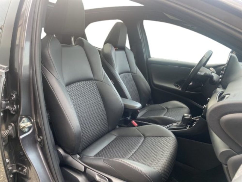 Toyota Yaris Cross usata a Vercelli (7)