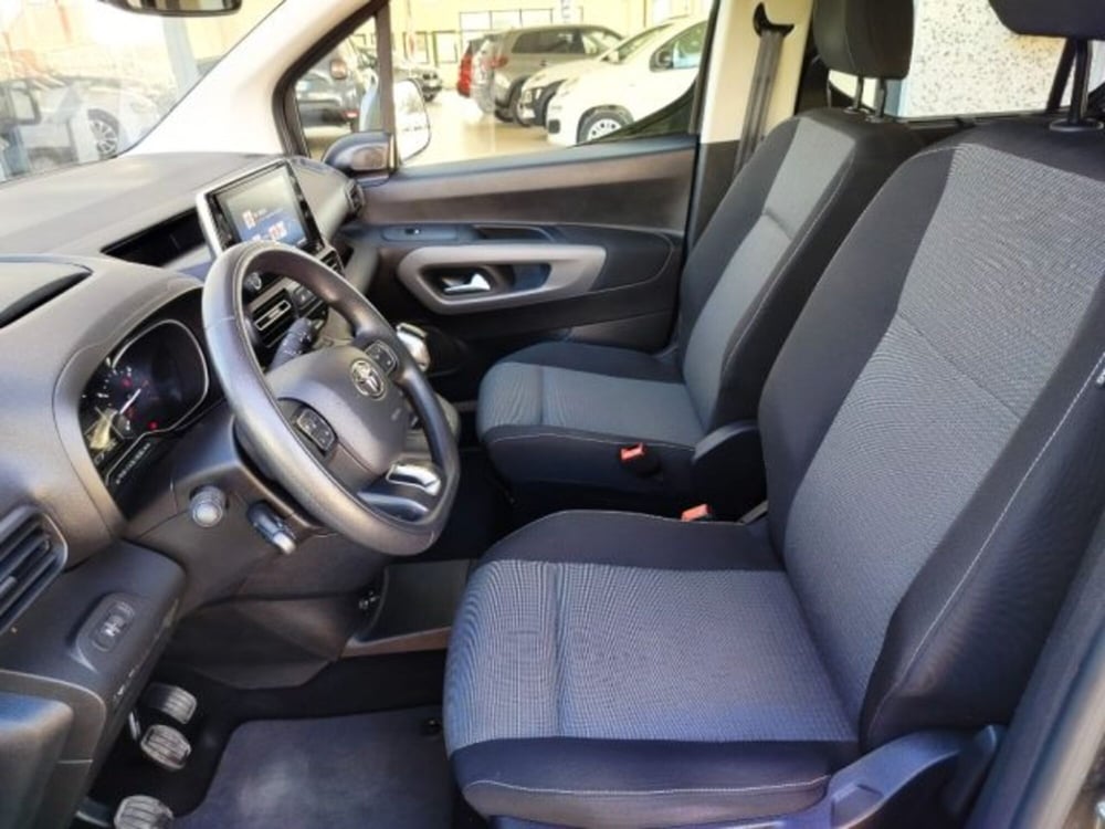 Toyota Proace City Verso usata a Oristano (10)