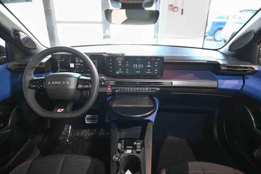 Lancia Ypsilon nuova a Torino (7)