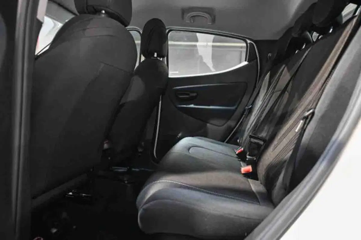 Lancia Ypsilon usata a Torino (11)