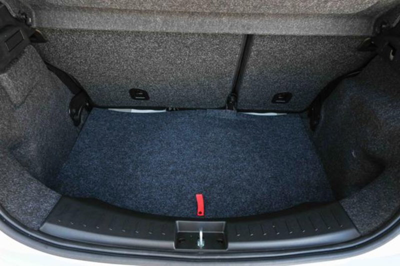 Lancia Ypsilon usata a Torino (5)