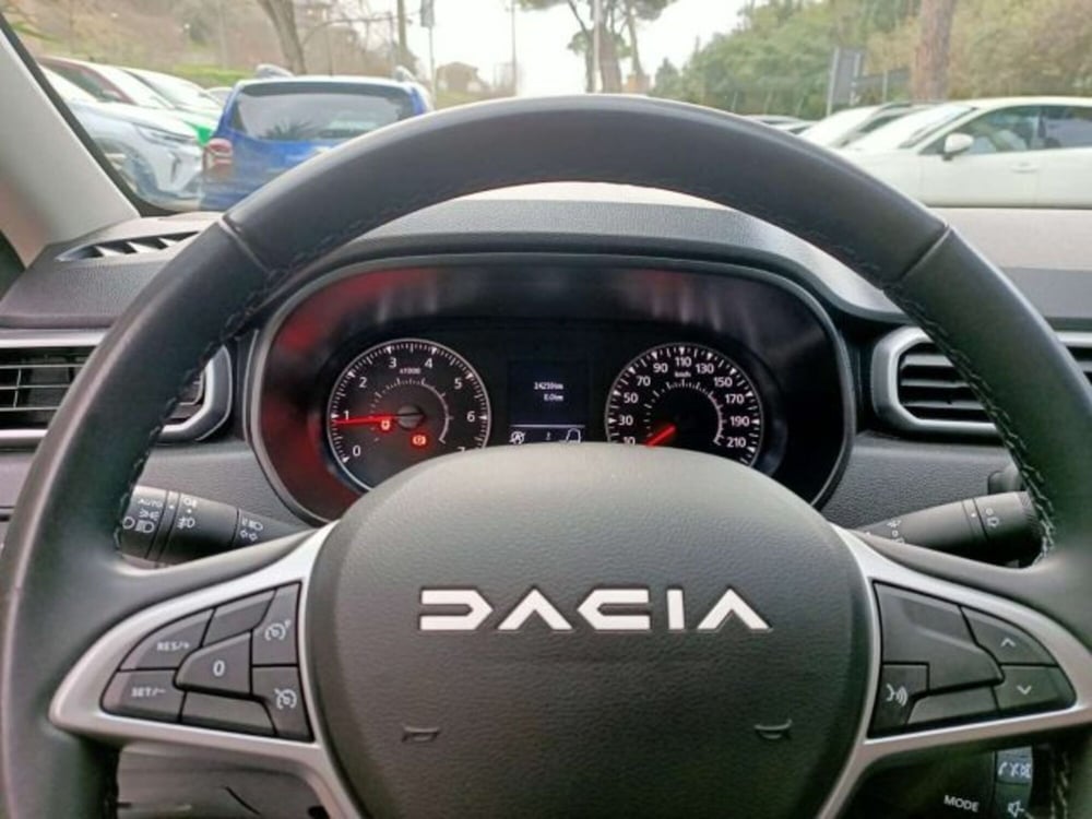 Dacia Duster usata a Firenze (16)