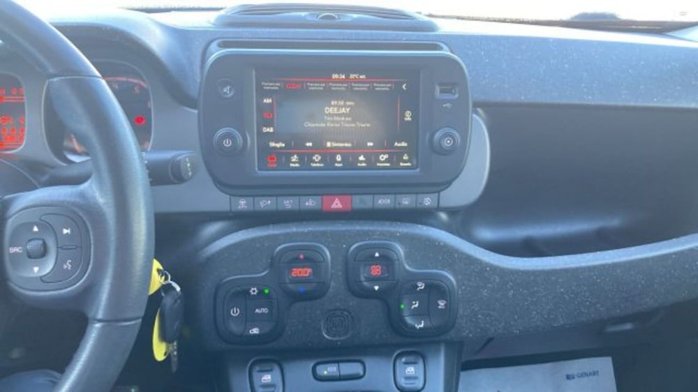 Fiat Panda Cross usata a Macerata (13)
