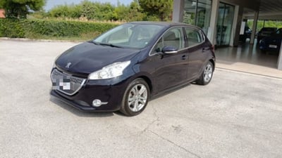 Peugeot 208 HDi 68 CV 5 porte Allure del 2013 usata a Recanati