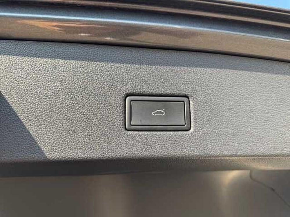 Volkswagen T-Roc usata a Ravenna (17)