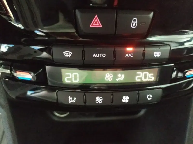 Peugeot 2008 usata a Trieste (12)