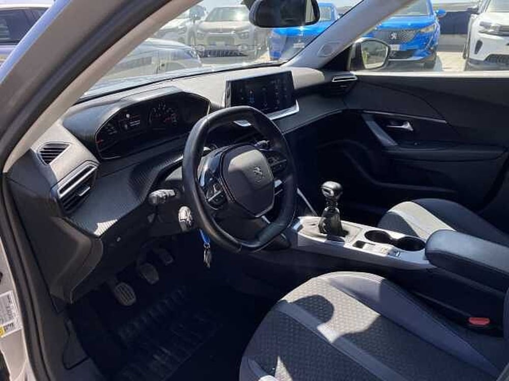 Peugeot 2008 usata a Catania (9)