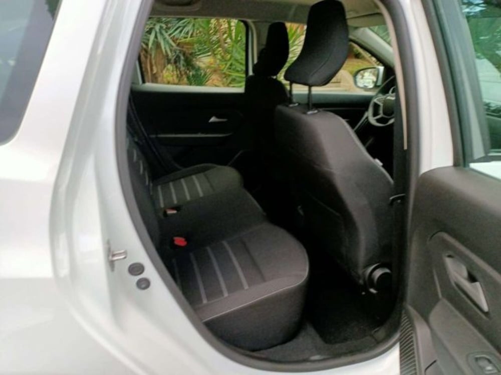 Dacia Duster usata a Firenze (12)