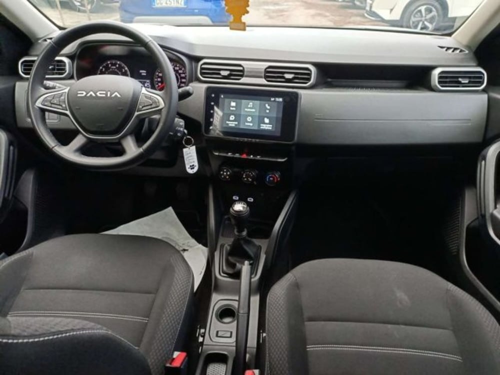 Dacia Duster usata a Firenze (13)