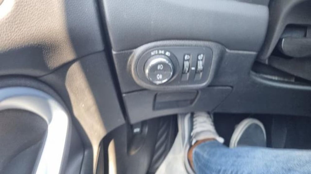 Opel Zafira usata a Savona (11)