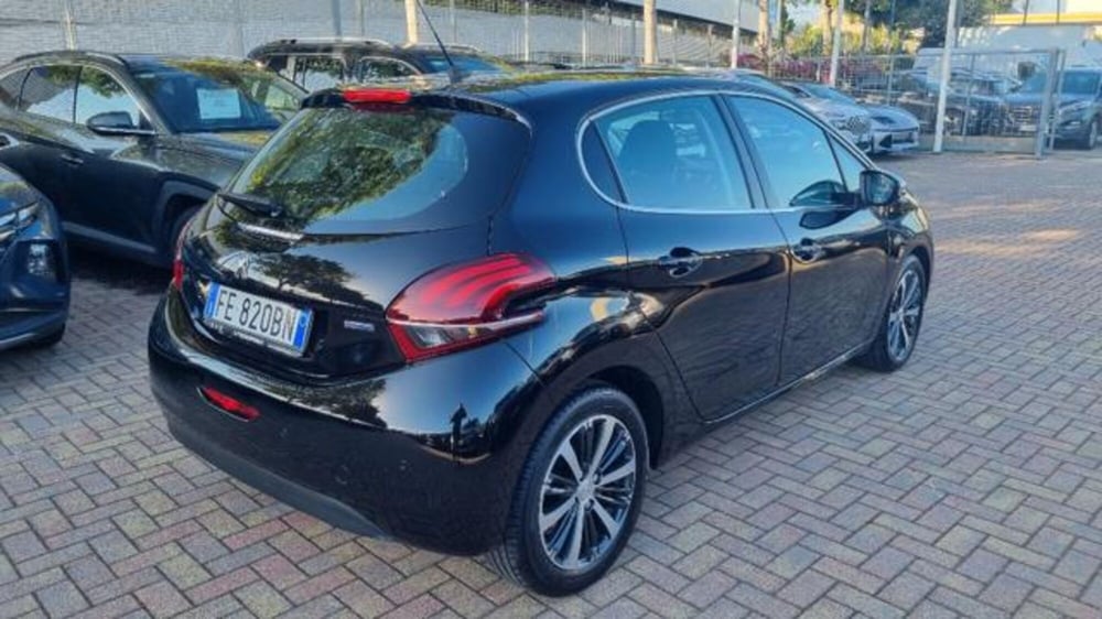 Peugeot 208 usata a Savona (5)