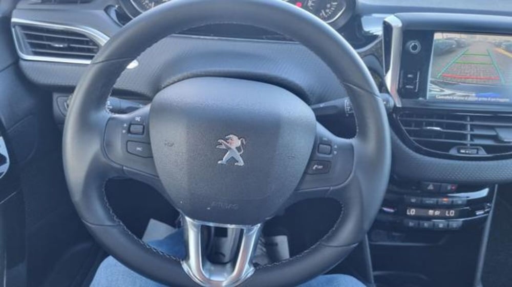 Peugeot 208 usata a Savona (9)