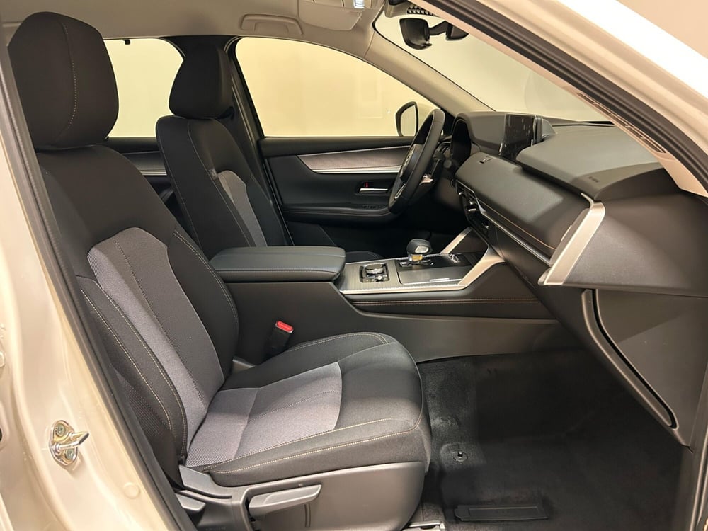 Mazda CX-80 nuova a Napoli (3)