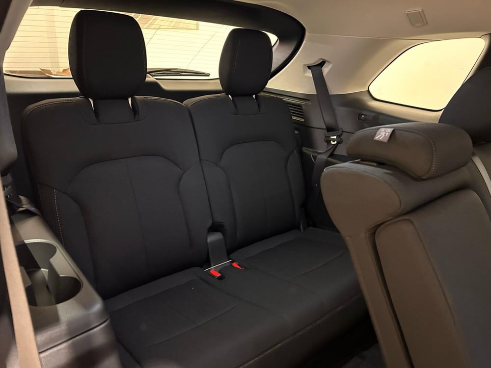 Mazda CX-80 nuova a Napoli (6)