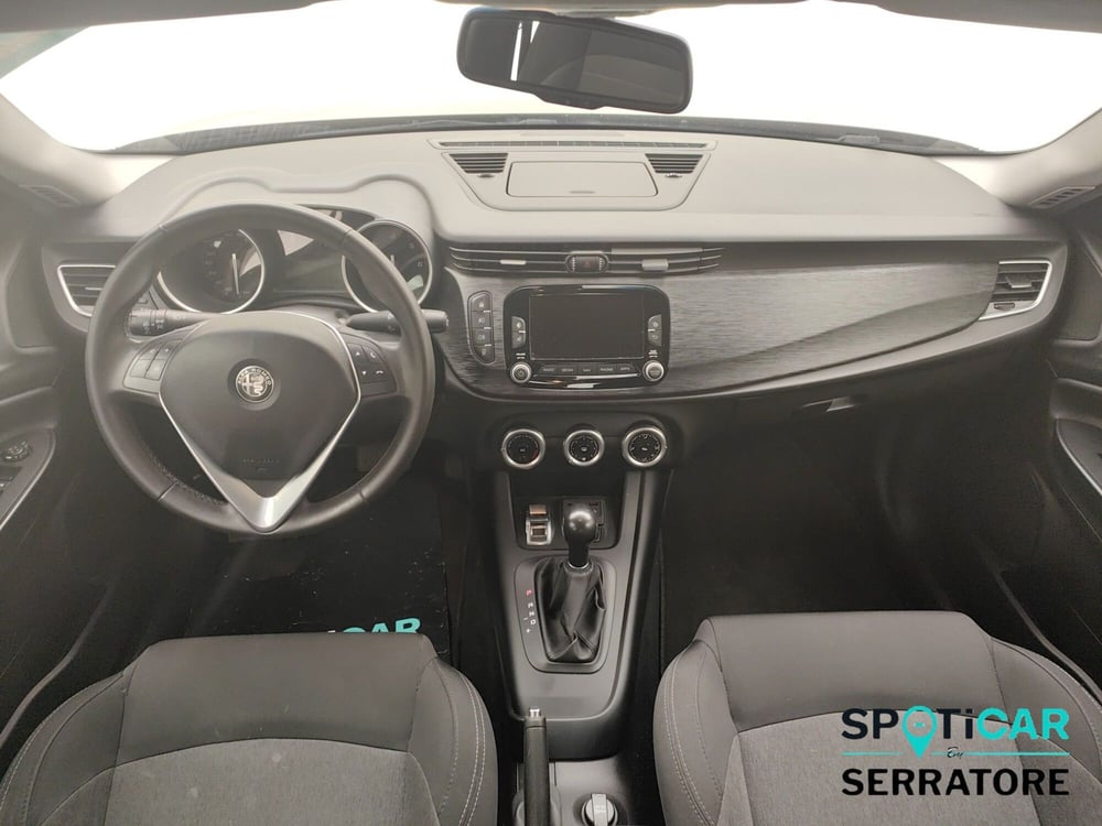 Alfa Romeo Giulietta usata a Como (14)