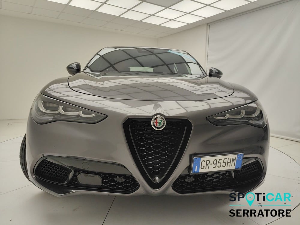 Alfa Romeo Stelvio usata a Como (2)