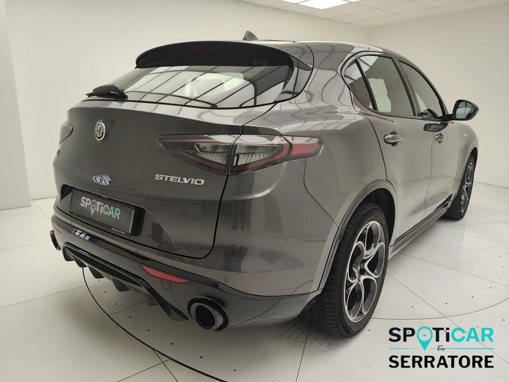 Alfa Romeo Stelvio usata a Como (5)