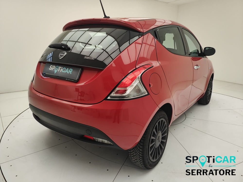 Lancia Ypsilon usata a Como (5)