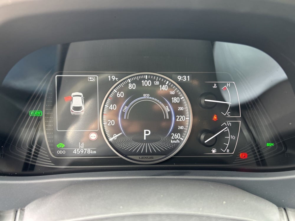 Lexus UX usata a Piacenza (16)