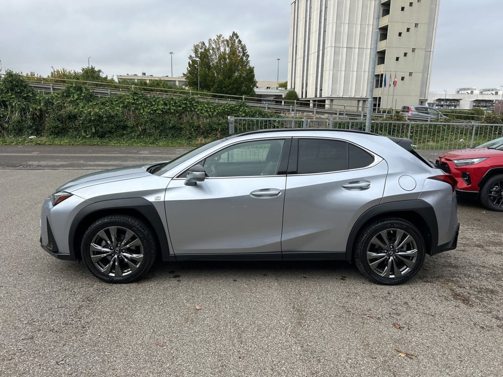 Lexus UX usata a Piacenza (3)