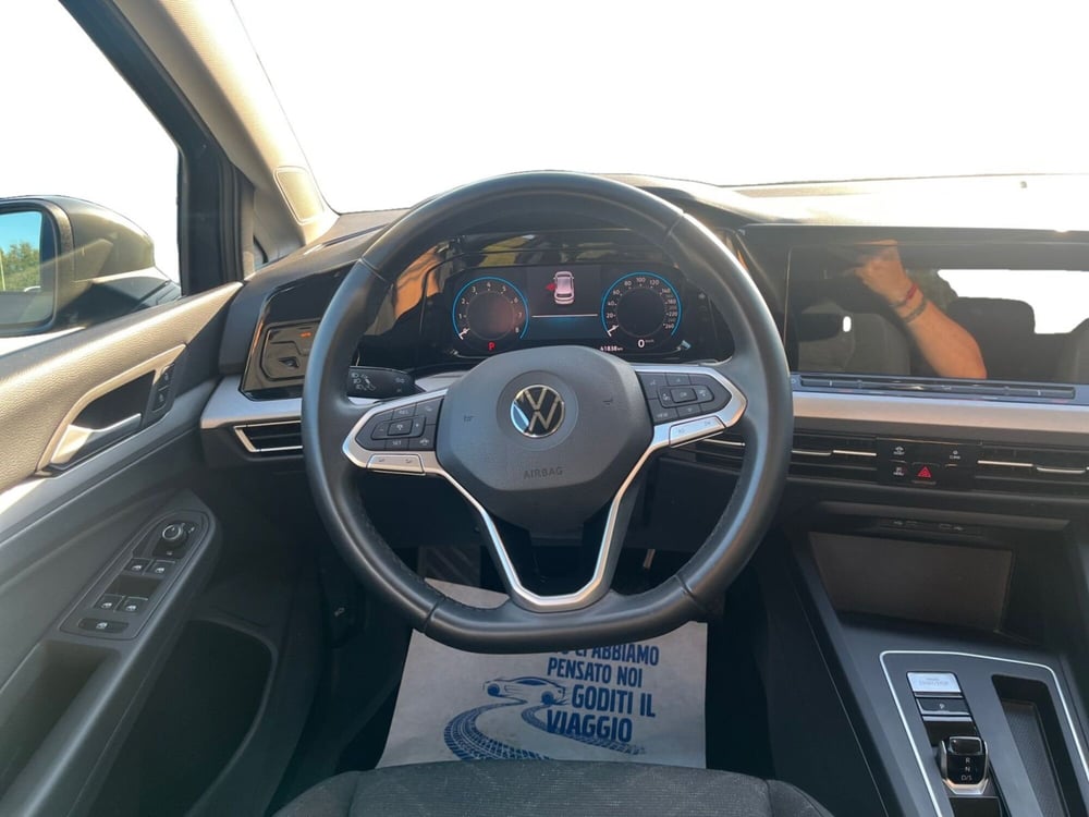 Volkswagen Golf nuova a Modena (12)