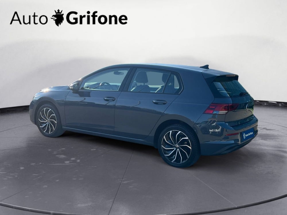 Volkswagen Golf nuova a Modena (3)
