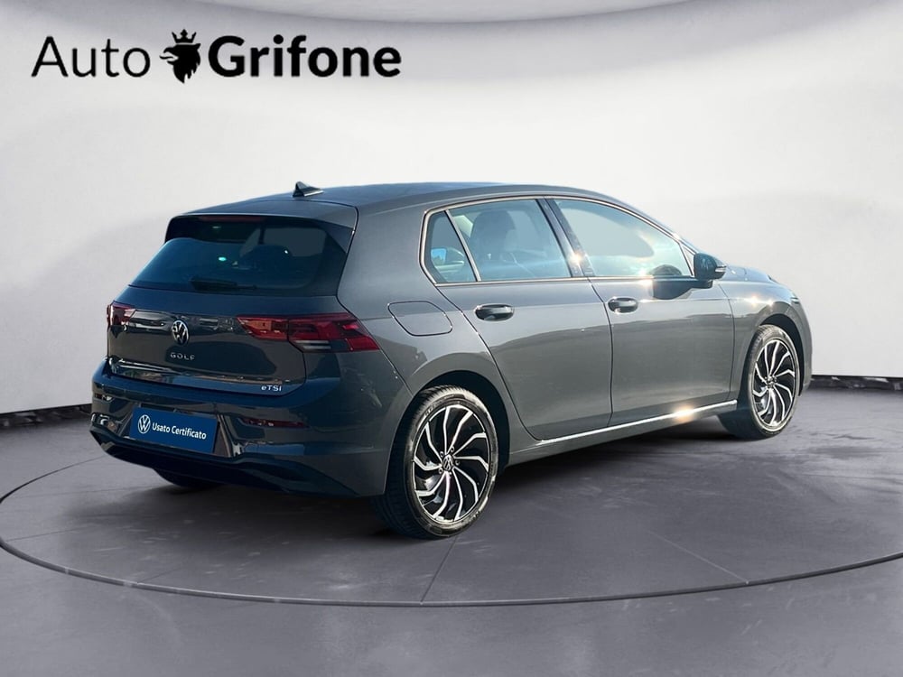 Volkswagen Golf nuova a Modena (5)