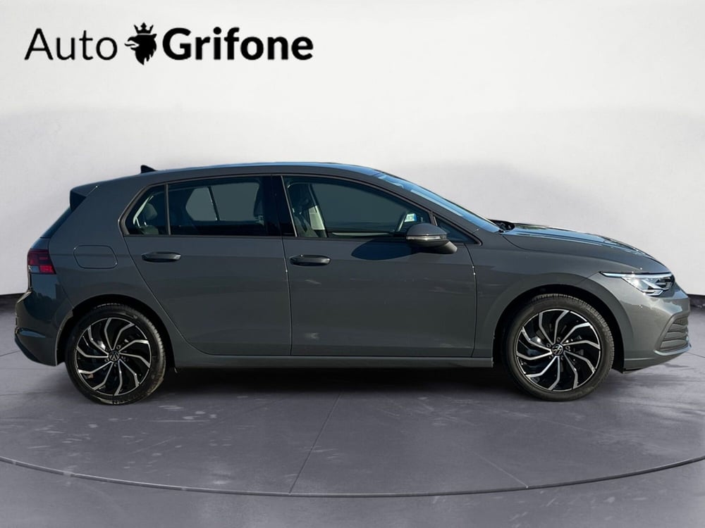 Volkswagen Golf nuova a Modena (6)