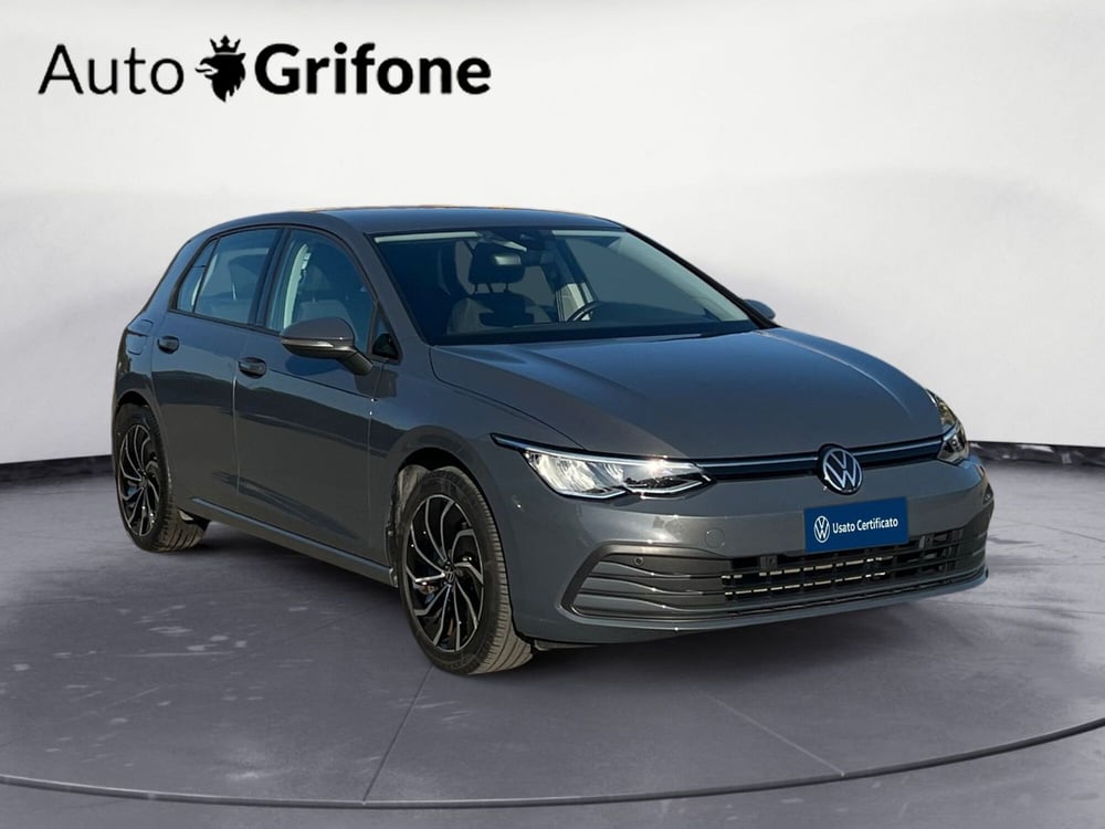 Volkswagen Golf nuova a Modena (7)