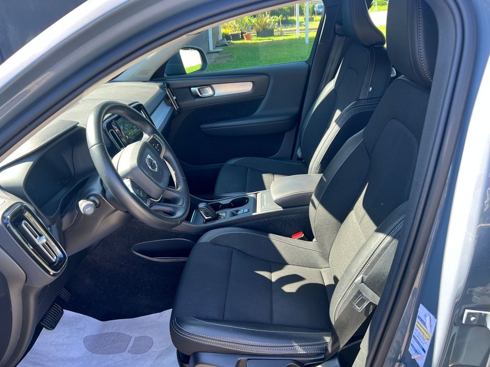 Volvo XC40 usata a Como (6)