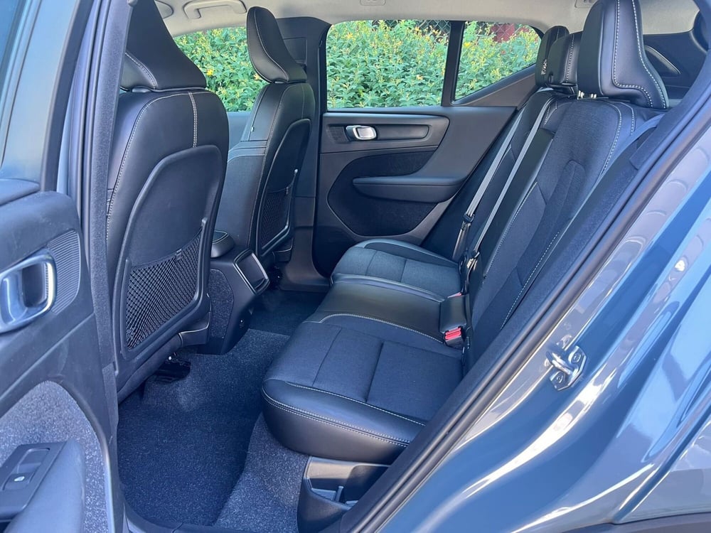 Volvo XC40 usata a Como (8)