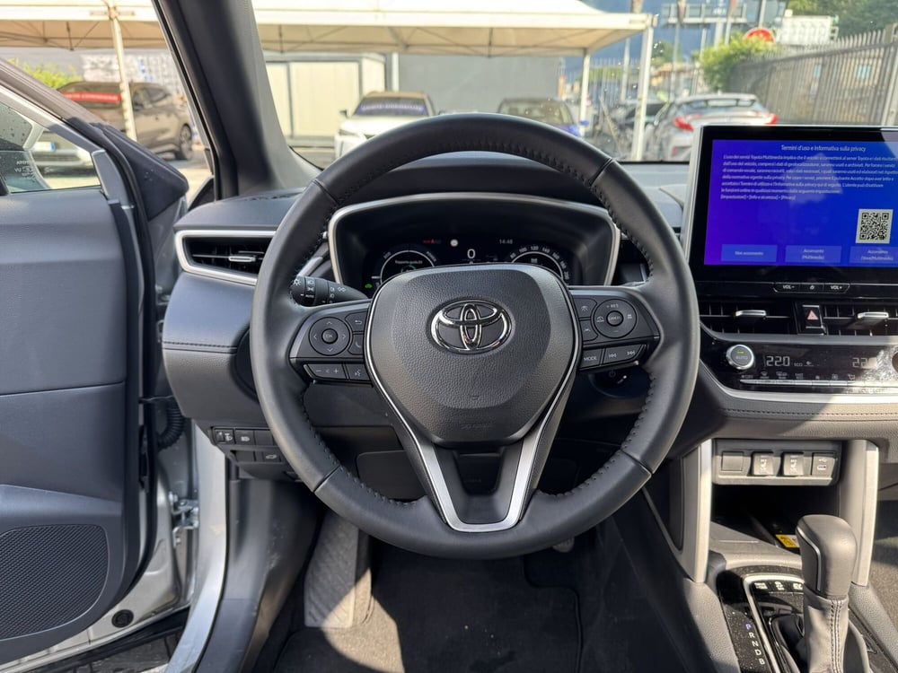 Toyota Corolla Cross Hybrid usata a Como (9)